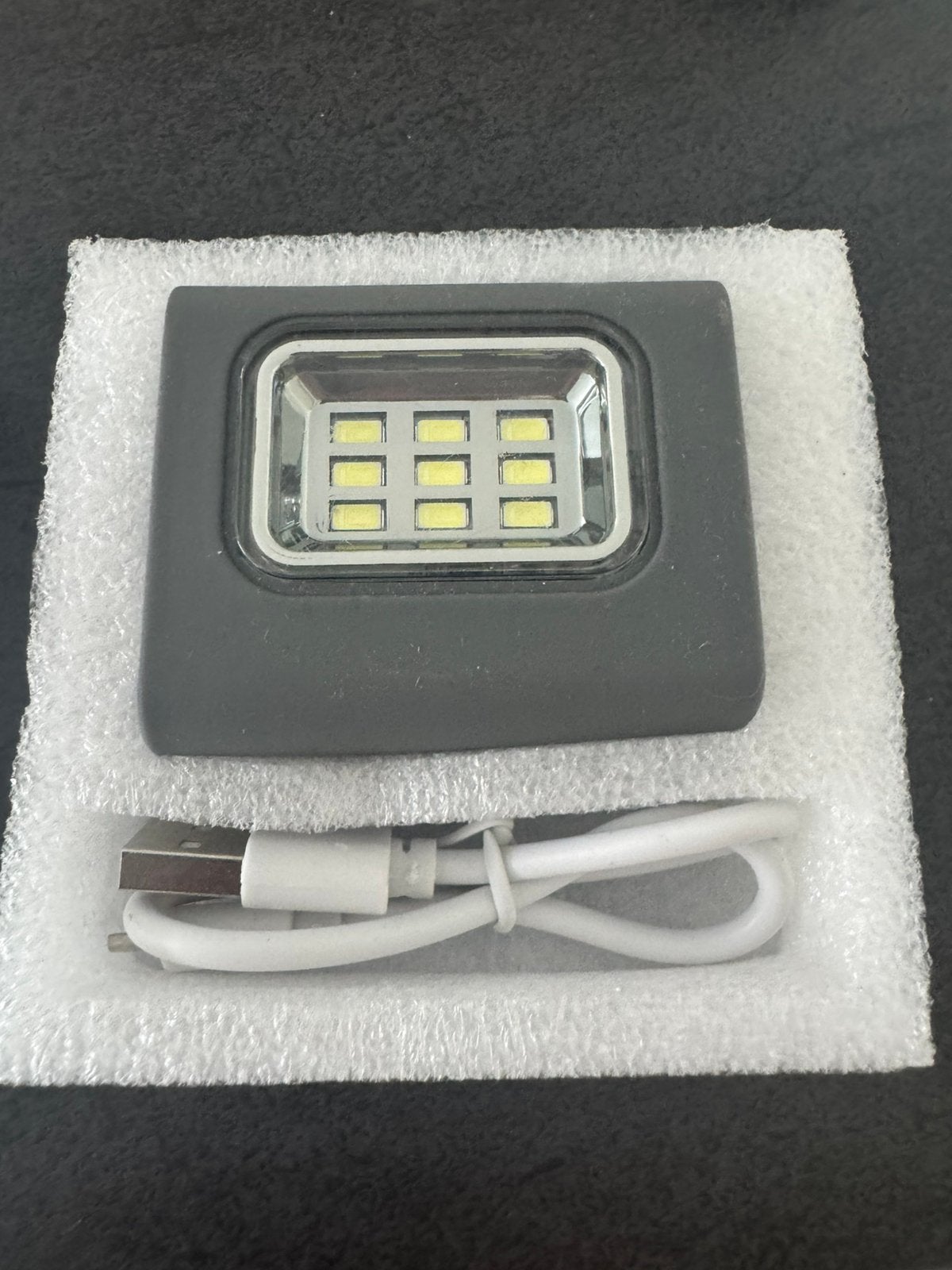 Usb oplaadbare cliplamp . 25 stuks grijs en 25 zwart., Ophalen of Verzenden, Oplaadbaar, Nieuw
