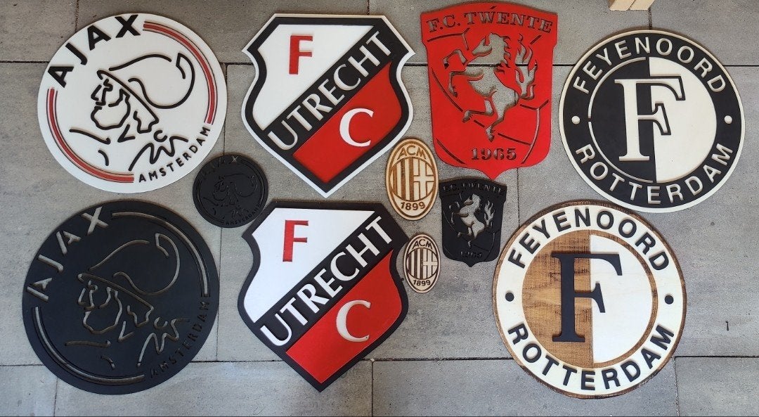 Je eigen Voetbalclub Logo Hout 3D – 38 cm – Op Maat Gemaakt, Verzenden, Nieuw, Overige binnenlandse clubs, Overige typen