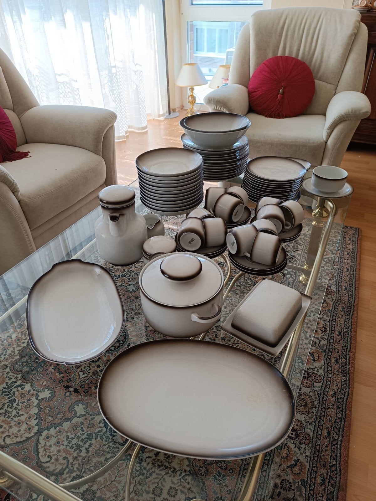 Vintage servies, compleet, bruin/wit, jaren '70, Huis en Inrichting, Ophalen