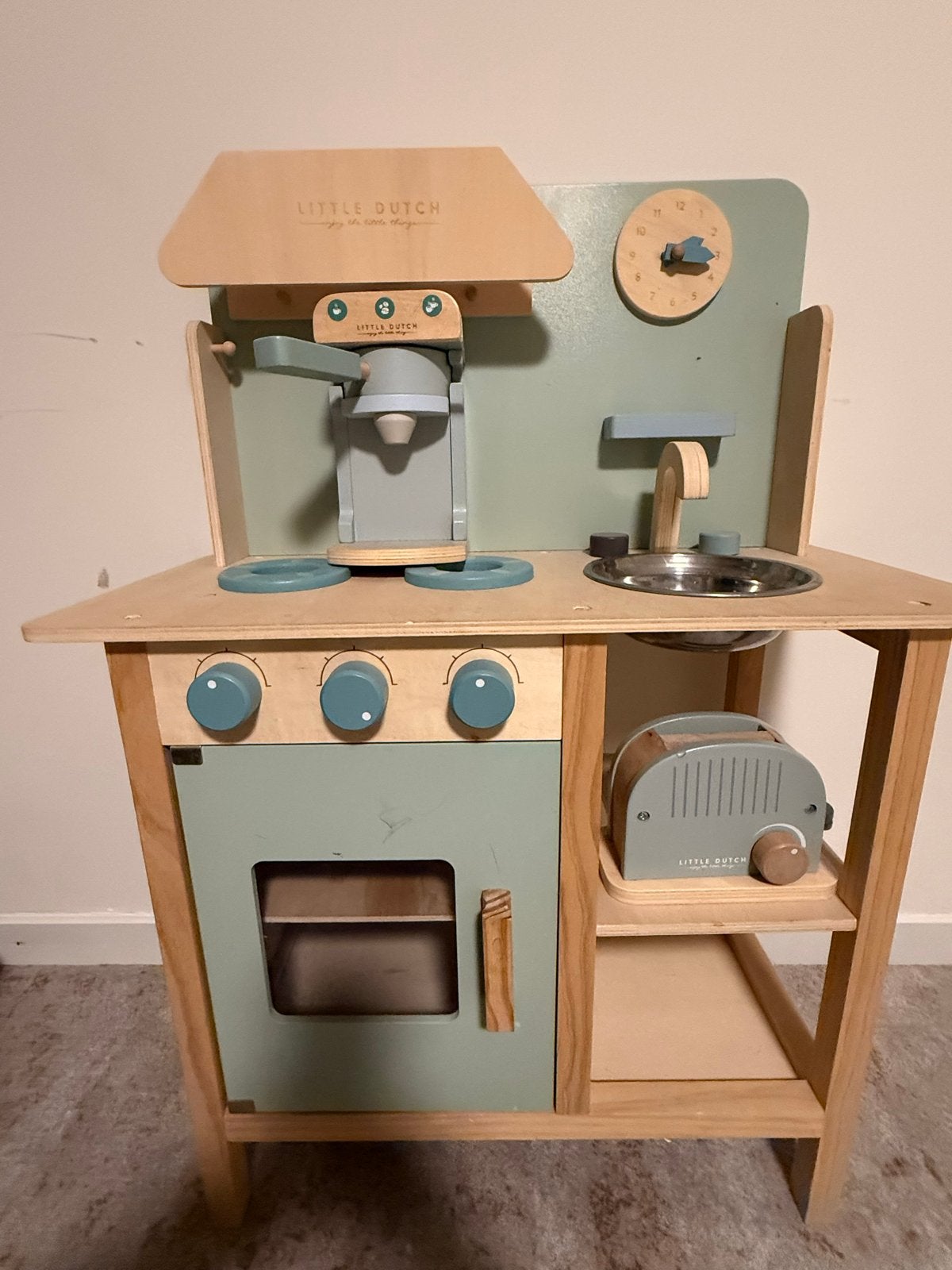 Little Dutch Houten Speelkeuken met Koffiezetapparaat en, Kinderen en Baby's, Ophalen, Zo goed als nieuw, Meubelstuk of Keukentje