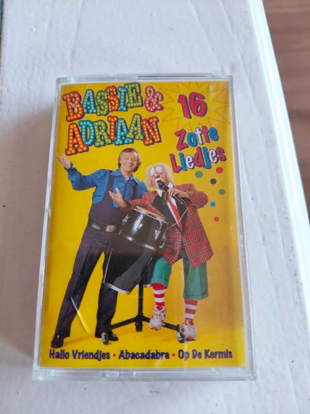 Bassie en Adriaan - 16 zotte liedjes cassettebandje 1994., Gebruikt, Kinderen en Jeugd, 1 bandje, Ophalen of Verzenden