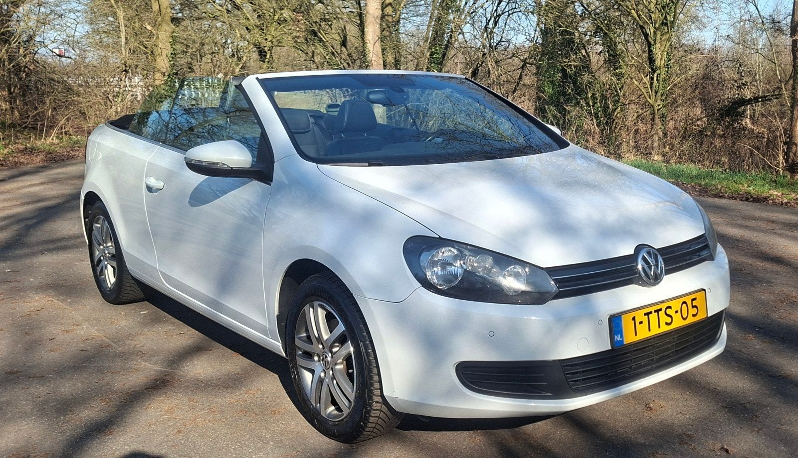 Volkswagen Golf 1.6 TDI Cabrio 2012 Wit, 4 cilinders, Cabriolet, 4 stoelen, Wit