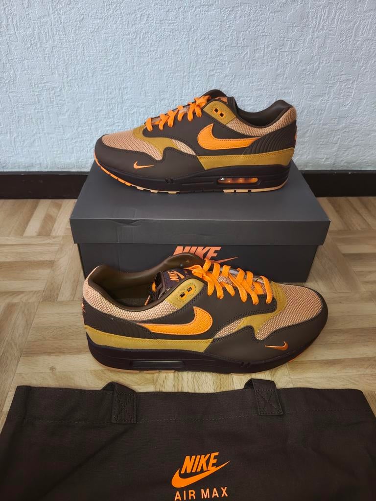 Nike Air Max 1 'King's Day' EU46, Kleding | Heren, Schoenen, Bruin, Nike, Nieuw, Ophalen of Verzenden