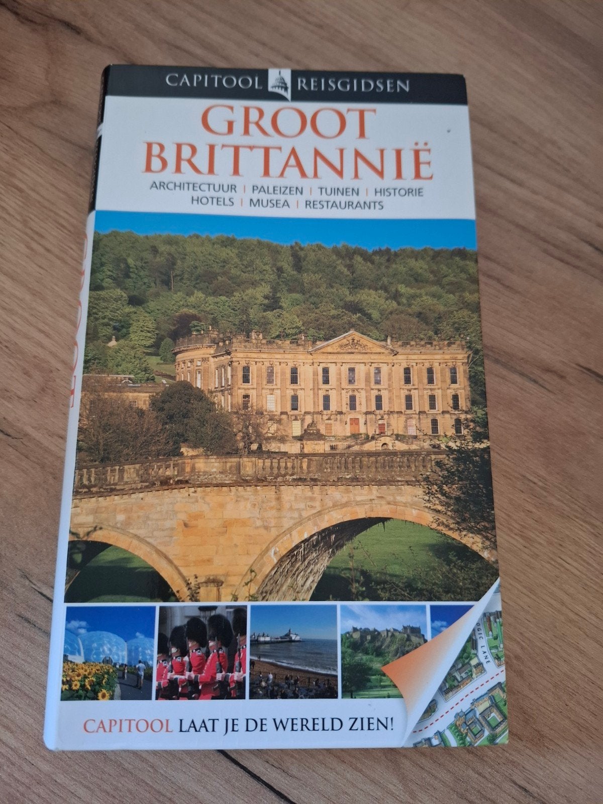 Capitool Reisgids Groot Brittannië, Ophalen of Verzenden, Europa, Reisgids of -boek, Capitool