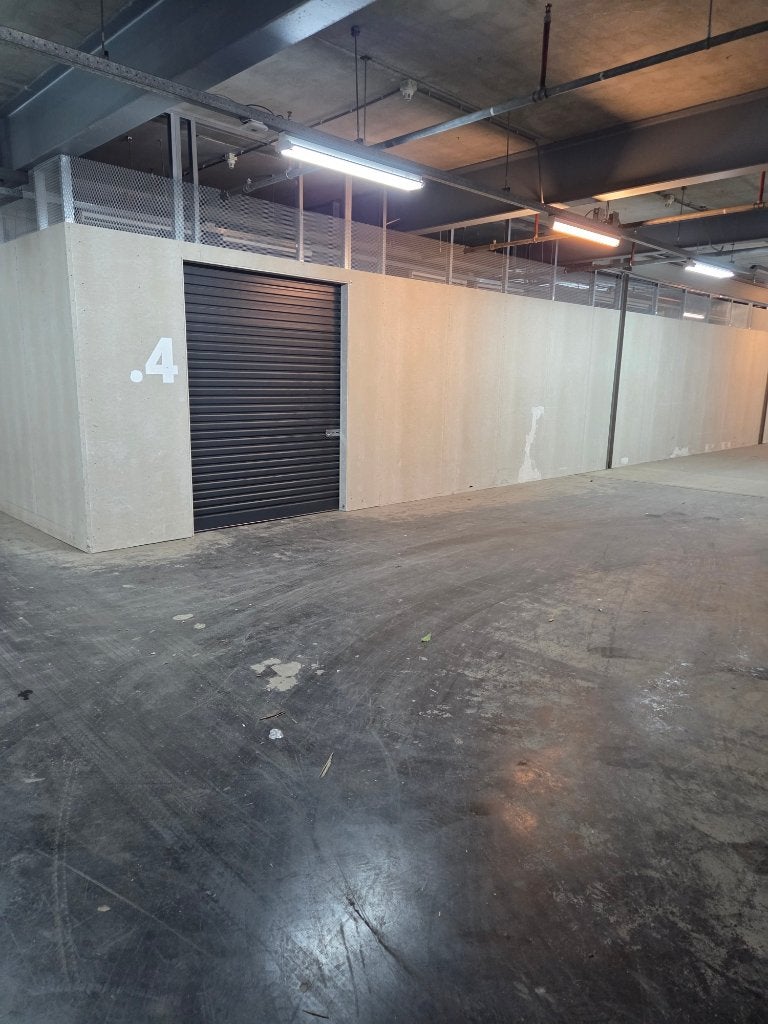 Zelfstandige opslag/bedrijfsunits voor zakelijk gebruik, 20 m², Huur, Opslag of Loods