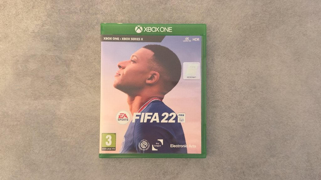 FIFA 22 - XBOX One, Ophalen of Verzenden, Zo goed als nieuw, Sport, 3 spelers of meer