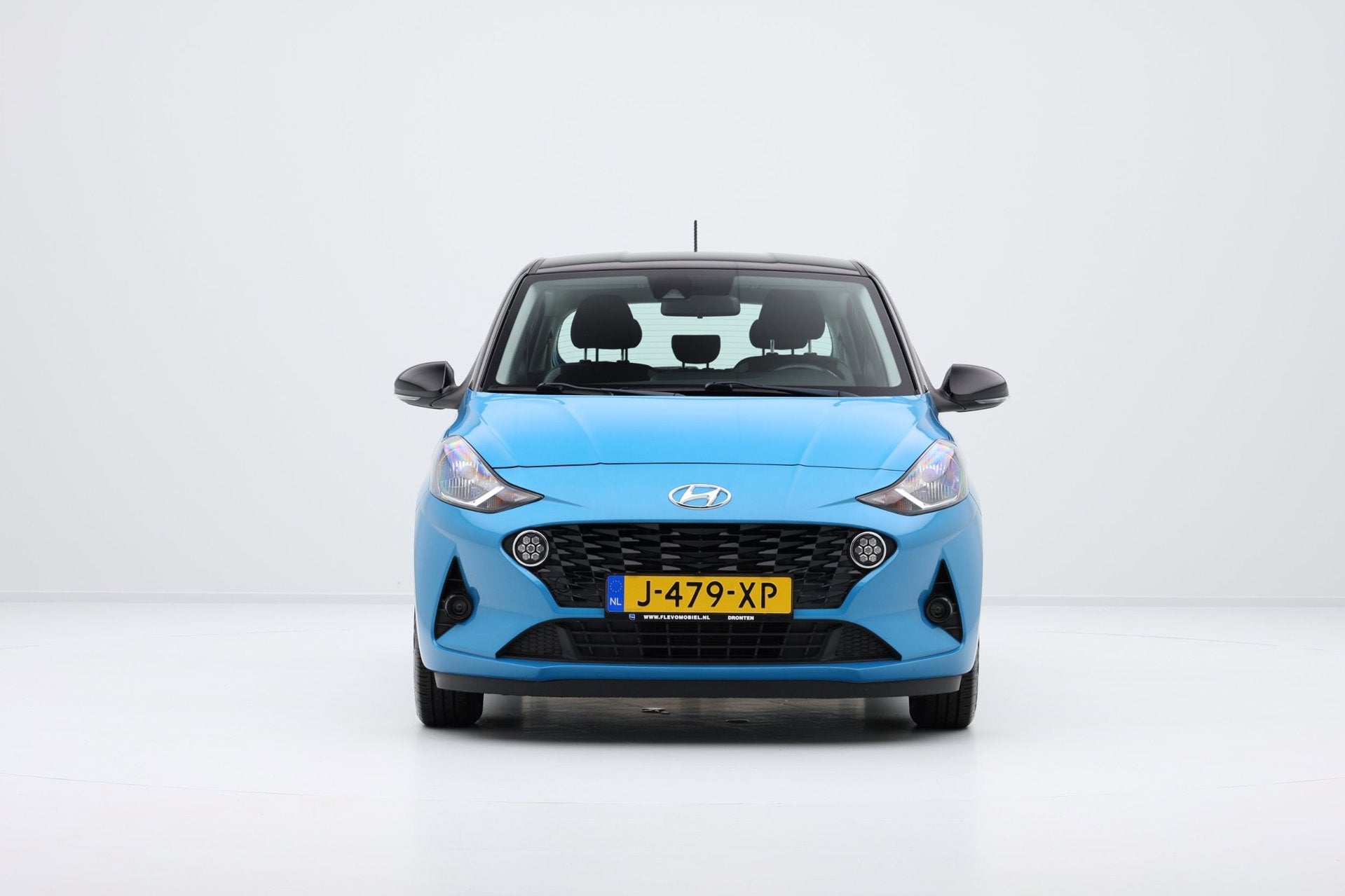 Foto 8 van Hyundai I10 1.0 Comfort Aut. 5-zits|Two-Tone|Airco|Trekhaak|