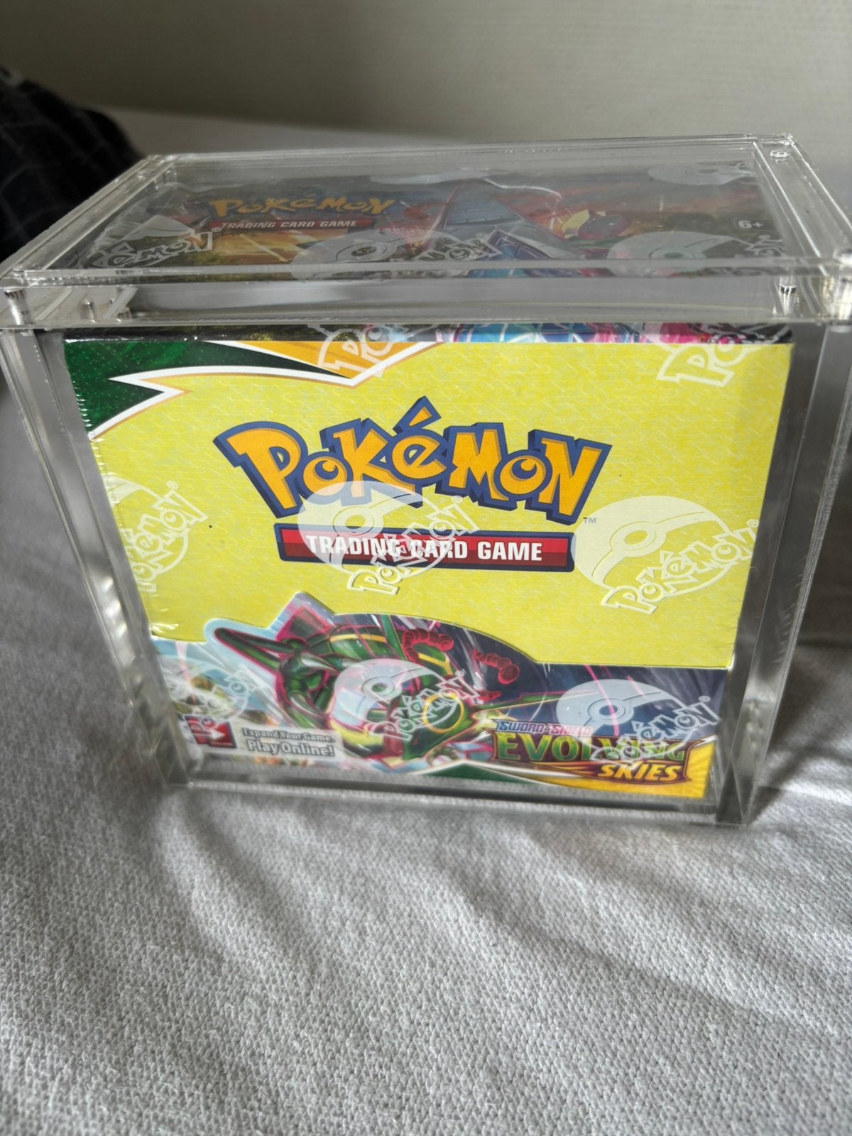 Evolving skies boosterbox sealed, Ophalen of Verzenden, Zo goed als nieuw, Boosterbox