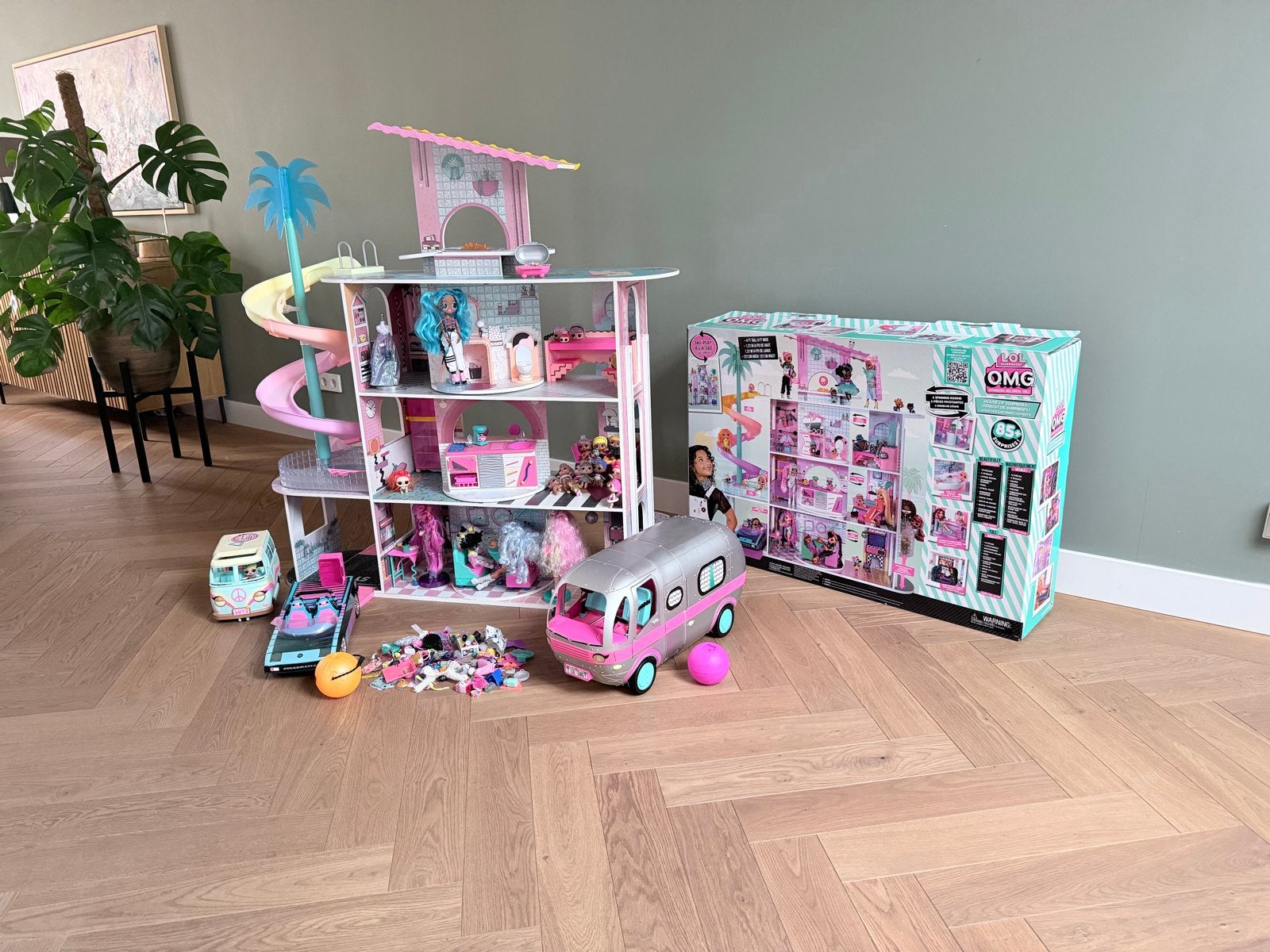 Grote LOL Surprise set: Huis, campers, auto en veel poppen, Kinderen en Baby's, Ophalen, Gebruikt, Overige typen