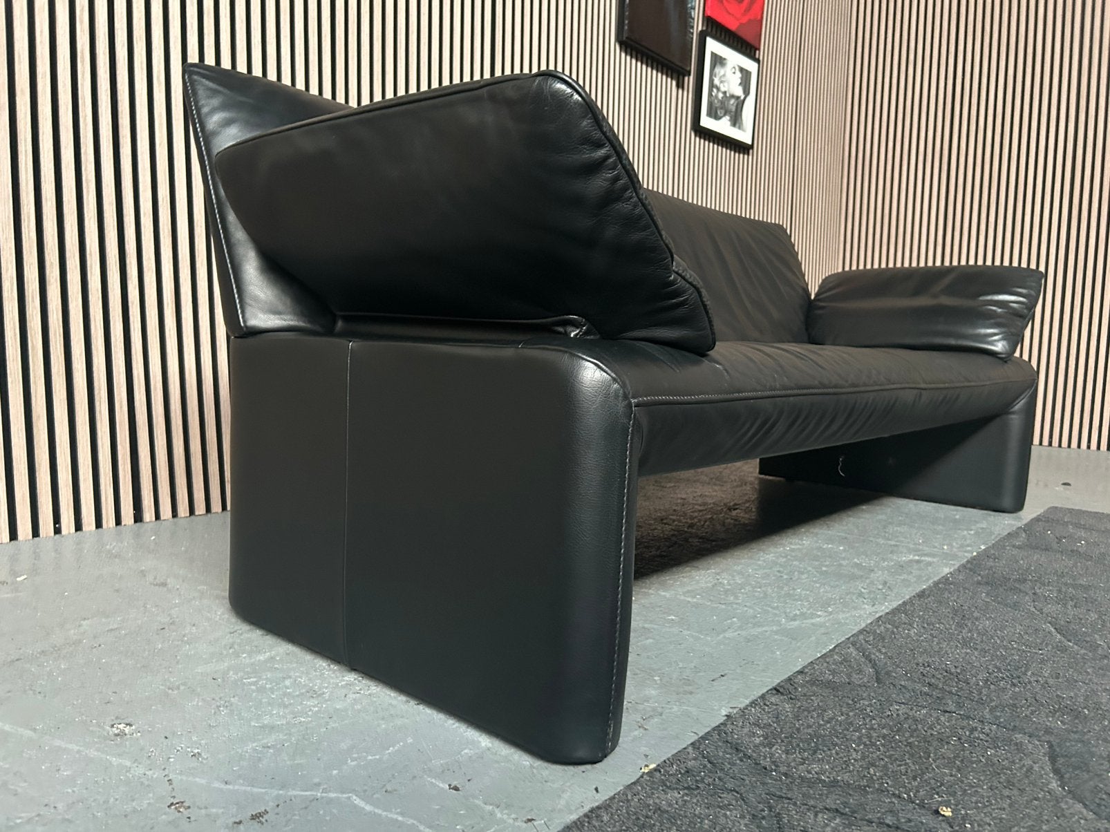 GRATIS LEVERING Yori Linea Bank Leer 207x75 GEREINIGD, 75 tot 100 cm, Ophalen of Verzenden, Zo goed als nieuw, Rechte bank