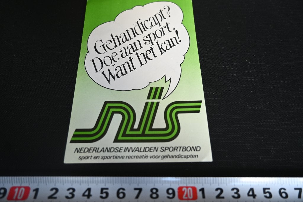 sticker NIS Nederlandse Invaliden sportbond Gehandicapt ?, Ophalen, Zo goed als nieuw