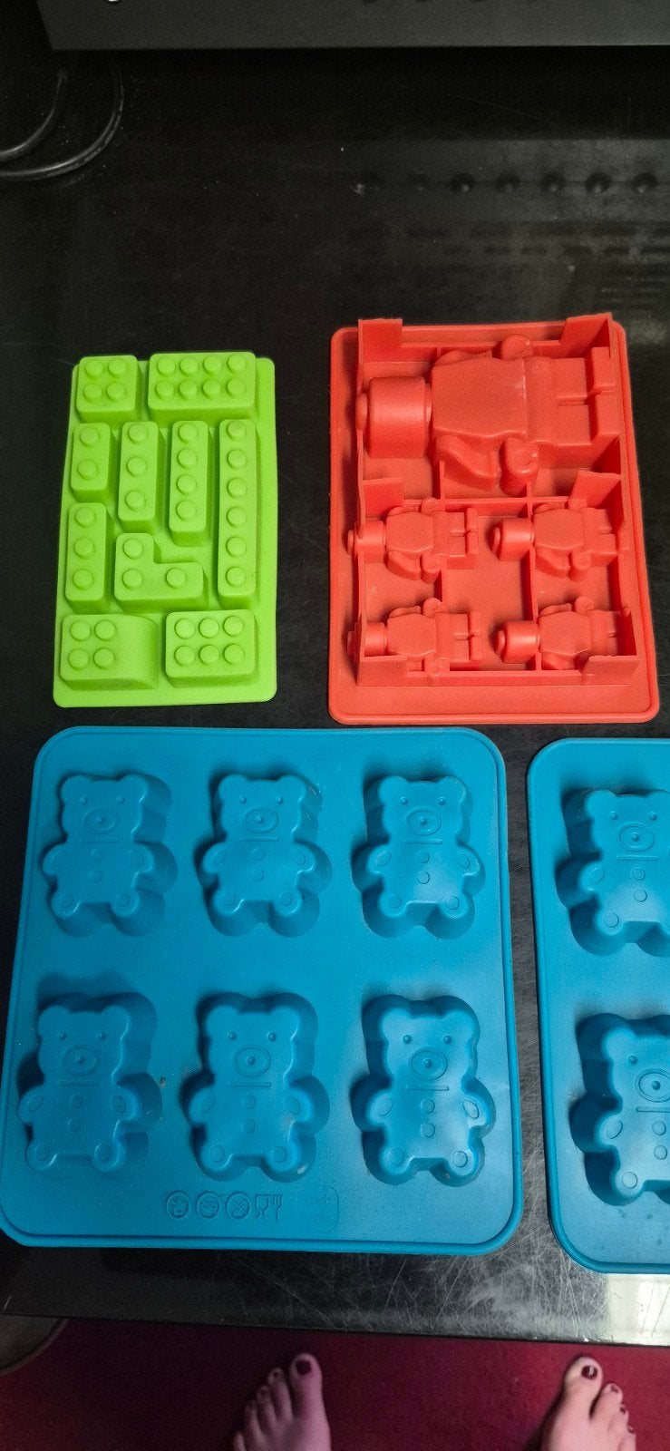 bak mallen / bakvormen o.a. lego en beertjes, Ophalen of Verzenden, Zo goed als nieuw, Taarten of Cupcakes, Bakvorm
