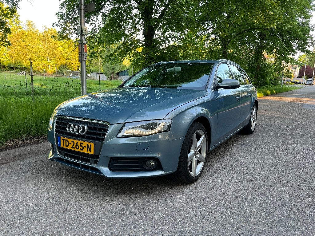 Audi A4 2.0 Tfsi Avant Automaat 211 PK, Stof, Beige, 4 cilinders, 1984 cc