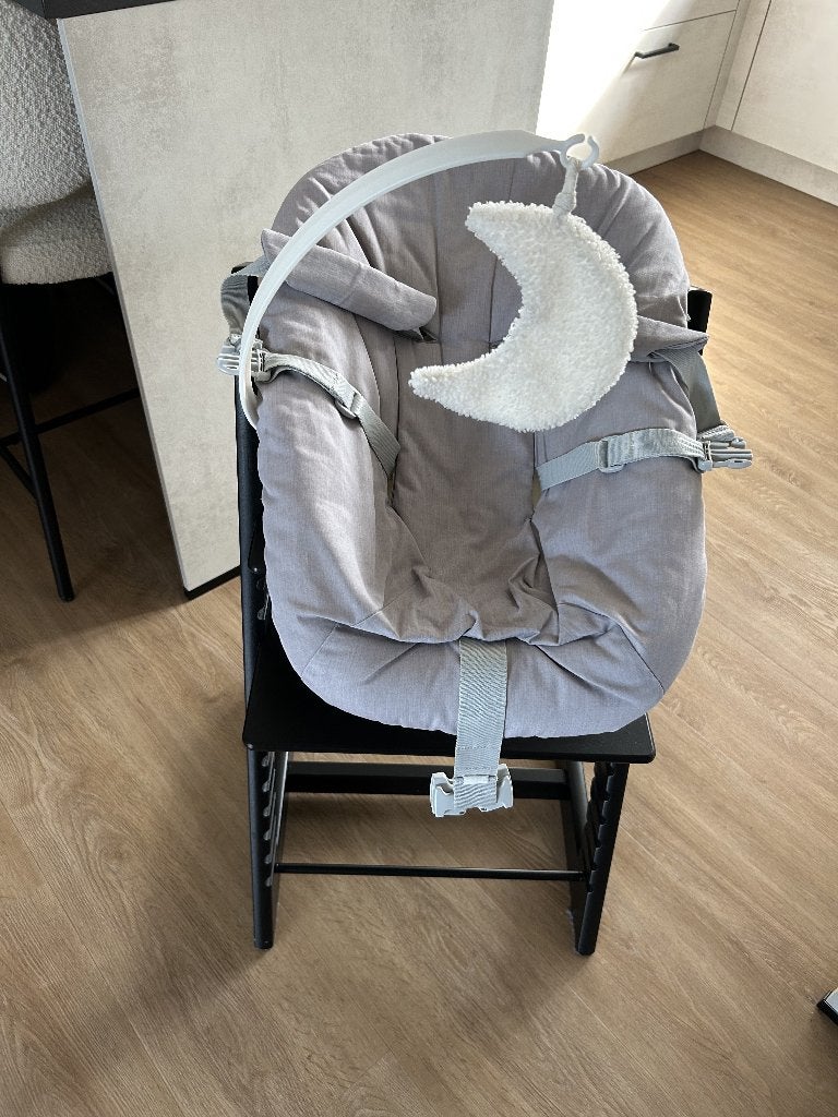Tripp Trapp Newborn Set met speelgoedhanger, Ophalen, Zo goed als nieuw, Overige typen, Gordel(s)