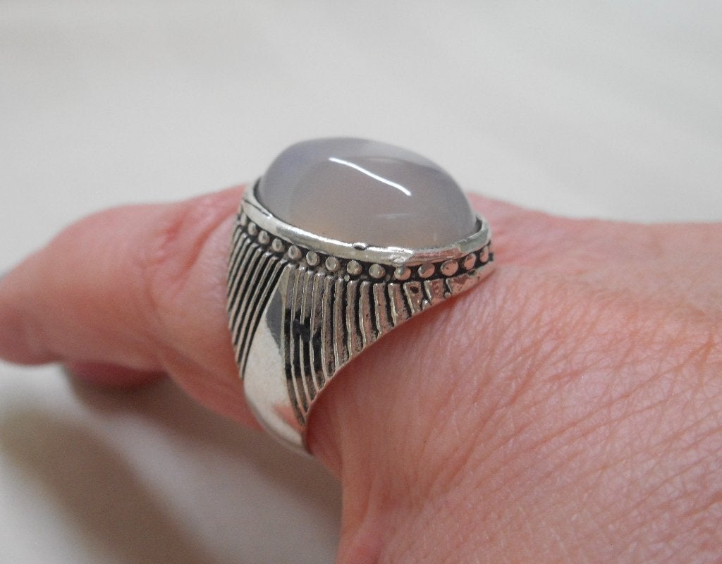 Zilveren royale unisex ring met mooie steen maat 18 nr.1755