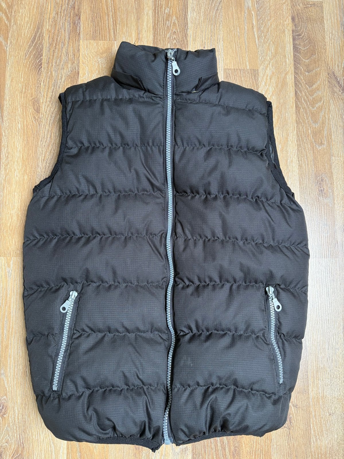 Zwarte gewatteerde bodywarmer maat 146 (12 jaar), Ophalen of Verzenden, Gebruikt, Jongen of Meisje, Jas