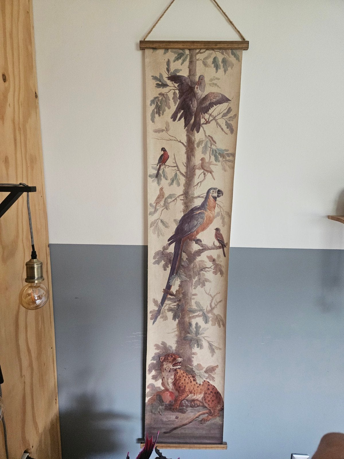 Vintage Wandkleed met Tropische Vogels en Luipaard, Gebruikt, Ophalen of Verzenden, Met ophangsysteem, Meerkleurig