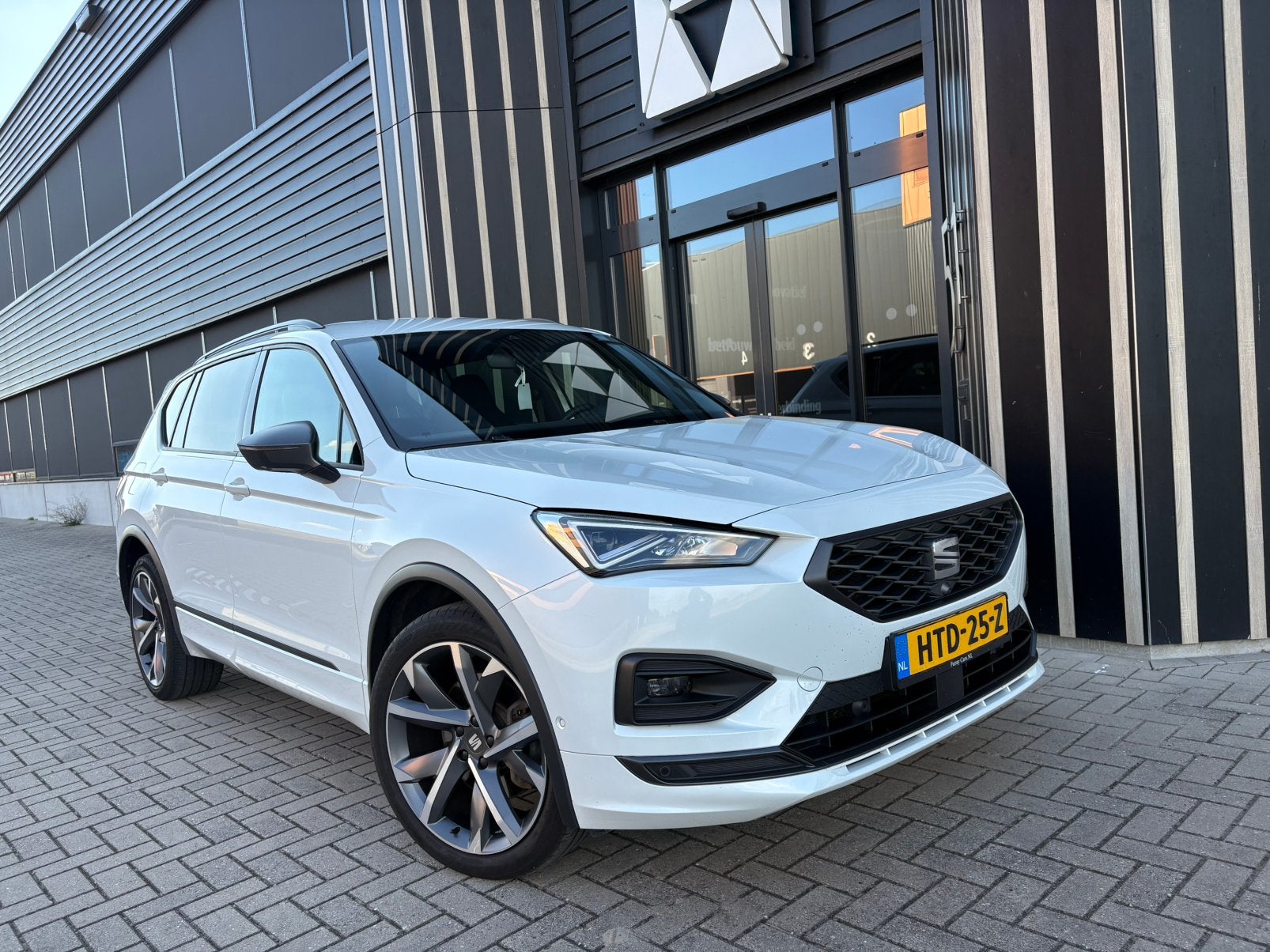 Seat Tarraco FR 1.4 TSI E-hybrid Phev 245pk Dsg-6 2021, Auto's, 1800 kg, 4 cilinders, Wit, Plug-in hybride