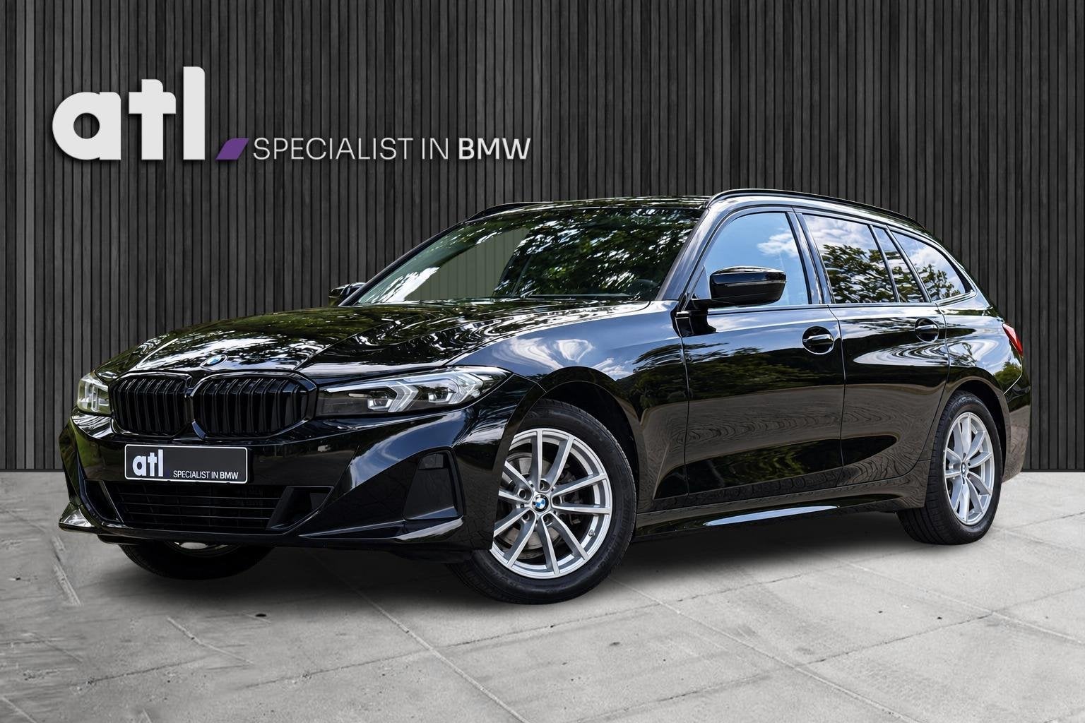 BMW 3-serie Touring 318d 1e Eigenaar | Origineel NL | Dealer, Automaat, 4 cilinders, 150 pk, Zwart