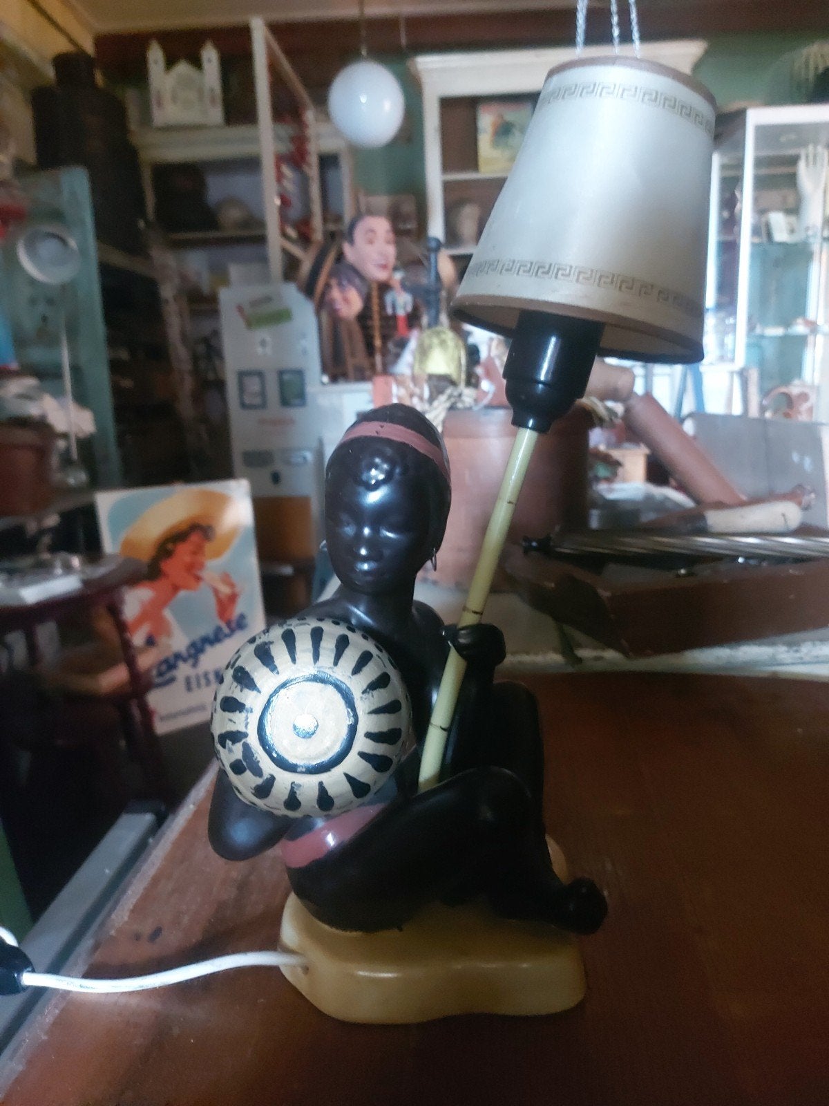 Orginele oude tafel lamp ivv krijger, Ophalen of Verzenden