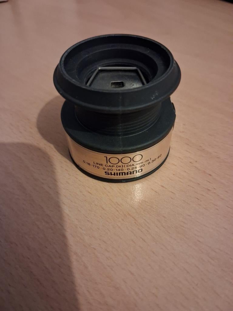 Shimano 1000 reserve spoel, Ophalen of Verzenden, Molen