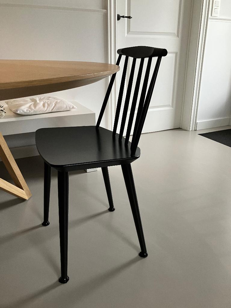 Stoel Hay J77 zwart (2 beschikbaar), Huis en Inrichting, Stoelen, Ophalen, Twee, Zwart, Scandinavisch