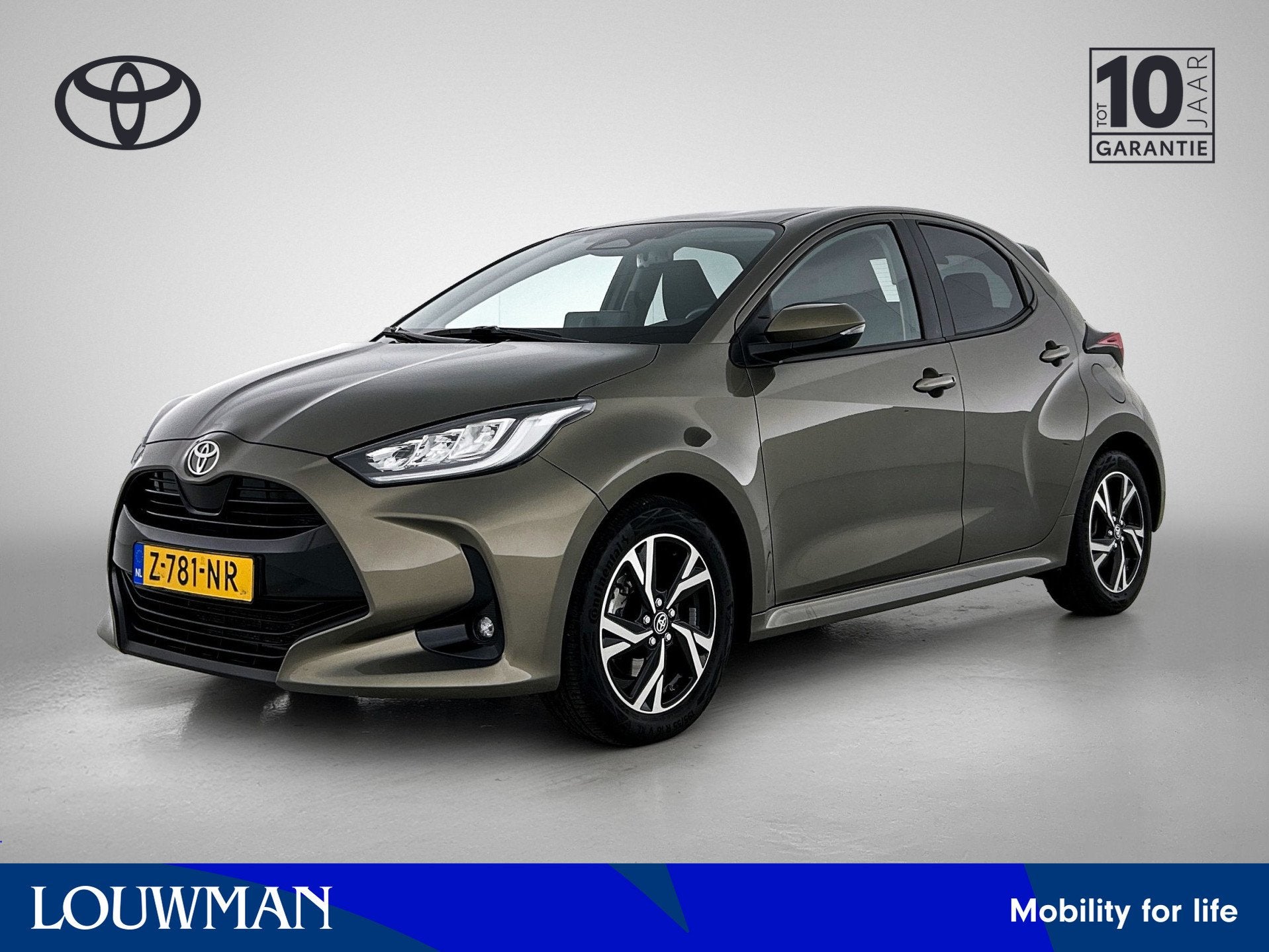 Toyota Yaris 1.5 Hybrid 115 First Edition | Dealer onderhoud, 12 maanden, Gebruikt, 49 €/maand, Bedrijf
