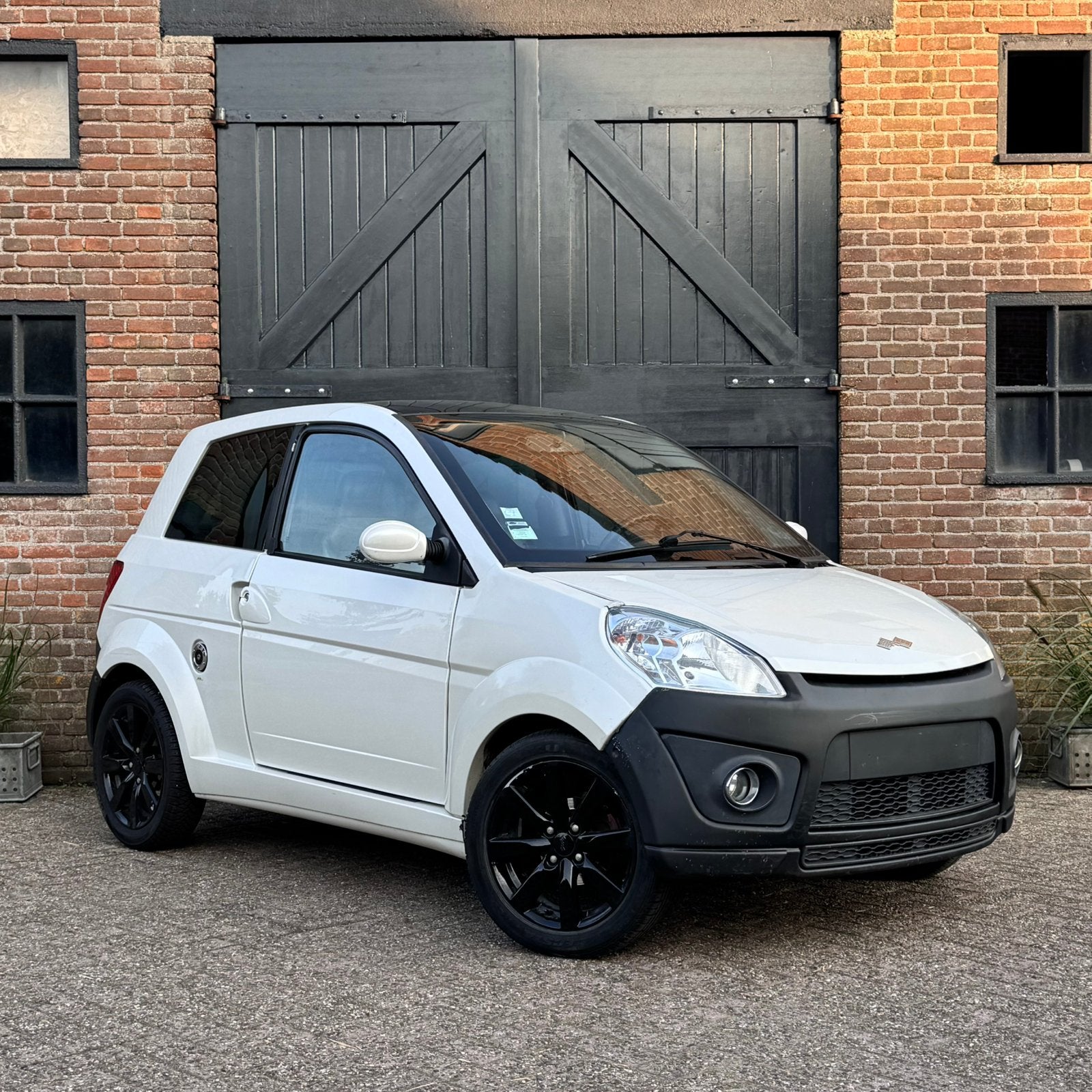 Ligier Ixo Club 2010 – Stil & zuinig (DCI motor) | Luxe, Ophalen, 46 km of meer, Ligier, 16 km/u of meer
