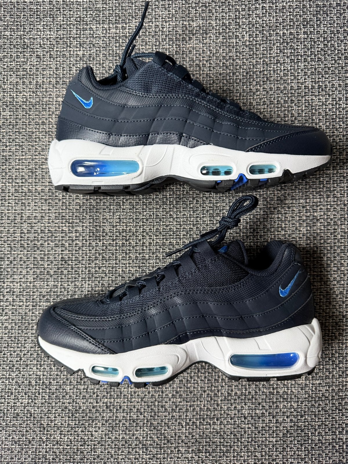 Nike Air Max 95 - Maat 40 - Nieuw, Blauw, Nieuw, Ophalen of Verzenden, Sneakers of Gympen
