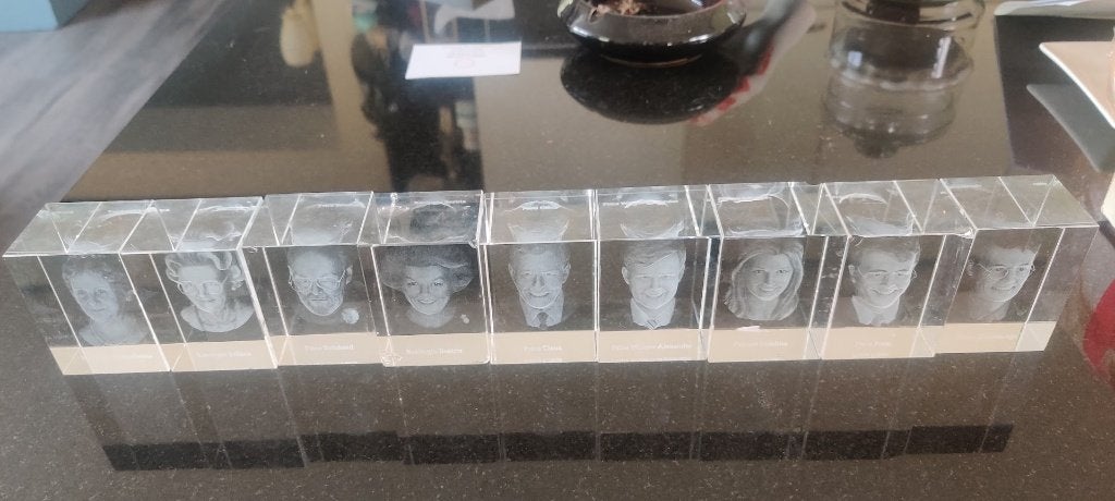 3D presse papiers Koningshuis, Verzamelen, Ophalen of Verzenden, Gebruikt, Overige typen