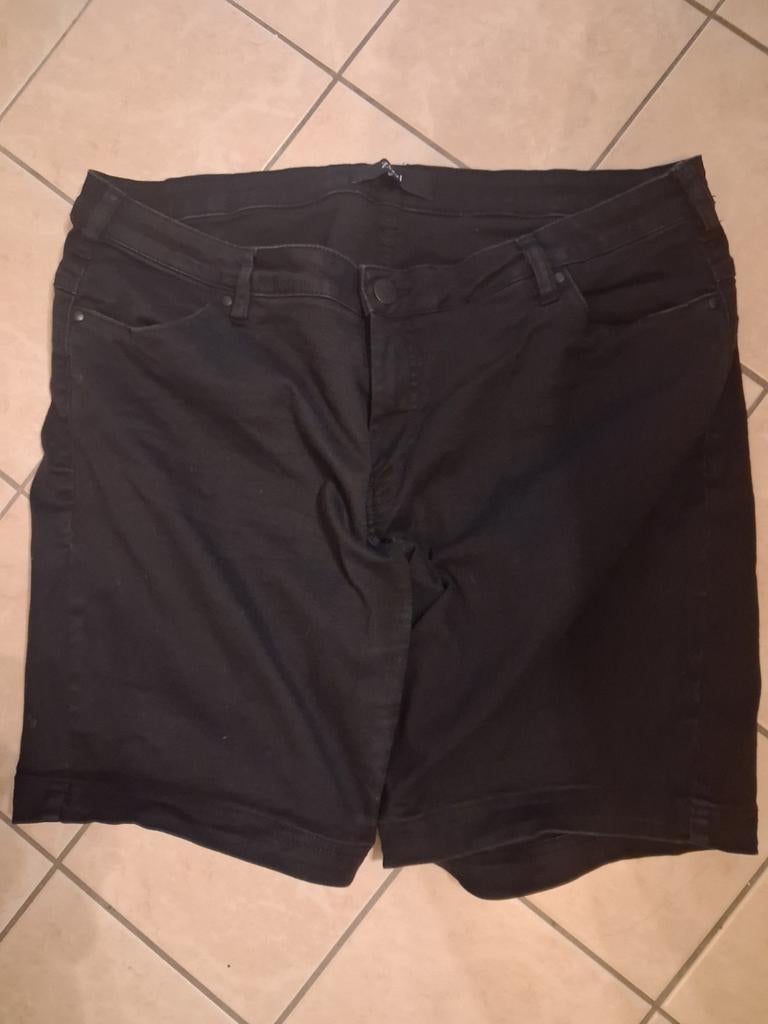 Zizzi zwarte korte broek maat 48, Zizzi, Kort, Zwart, Maat 46/48 (XL) of groter