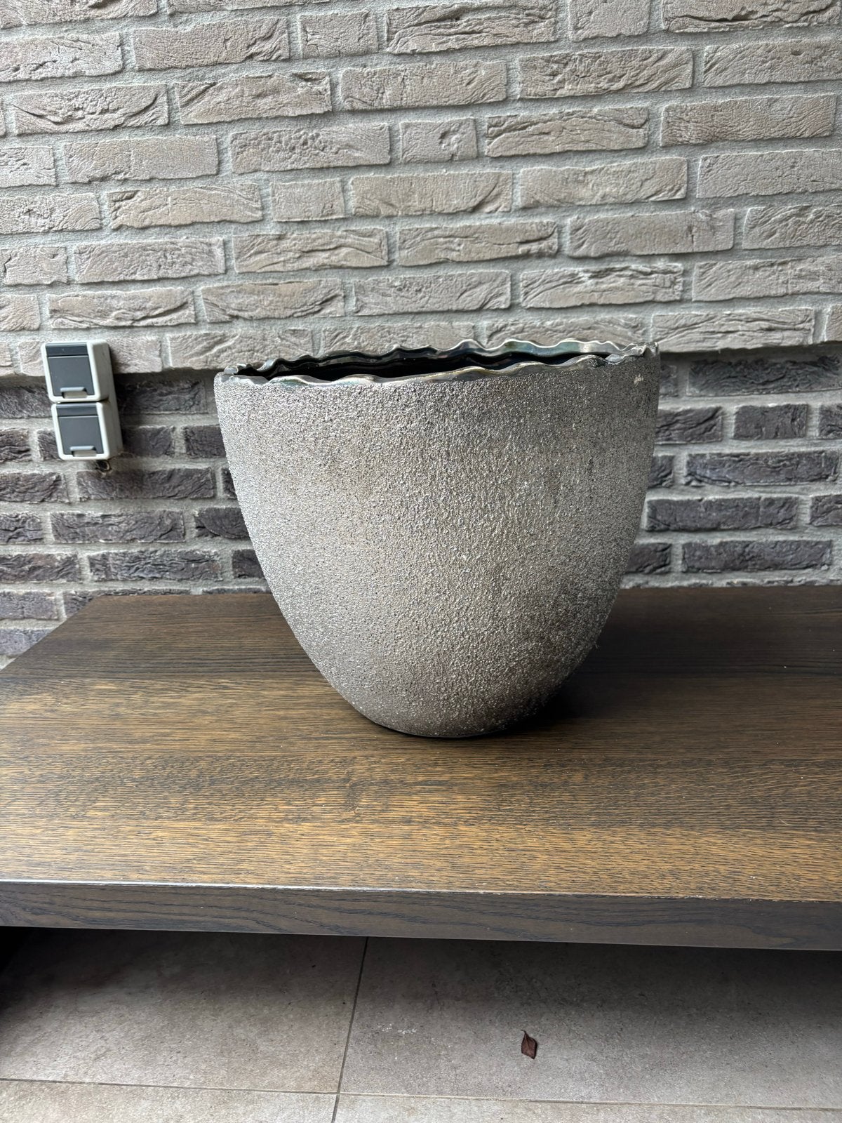 Decoratieve pot/schaal met golvende rand, Gebruikt, Pot of Kruik, Ophalen of Verzenden, Overige vormen
