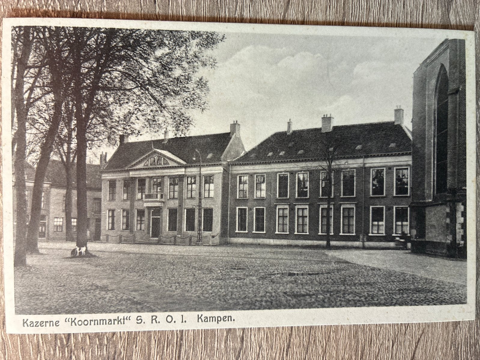 Oude ansichtkaart Kazerne "Koornmarkt" Kampen, Ophalen of Verzenden, Voor 1920, Ongelopen, Overijssel