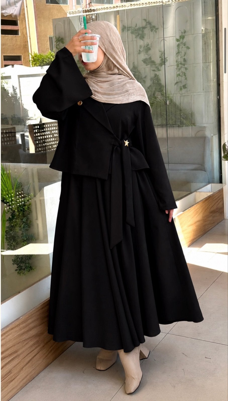 Elegante 2-delige set: Blouse en Rok - 105cm lengte, Kleding | Dames, Ophalen of Verzenden, Nieuw, Zwart, Onder de knie