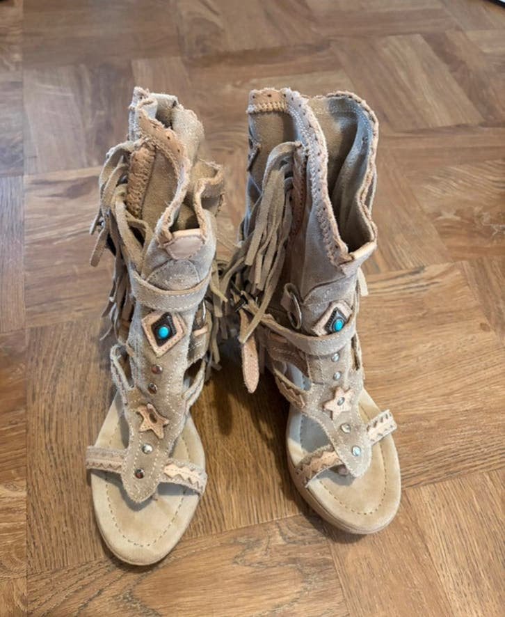 El vaquero wedge plateau sandals beige suede 39, Kleding | Dames, Verzenden, Zo goed als nieuw, Beige, Sandalen of Muiltjes