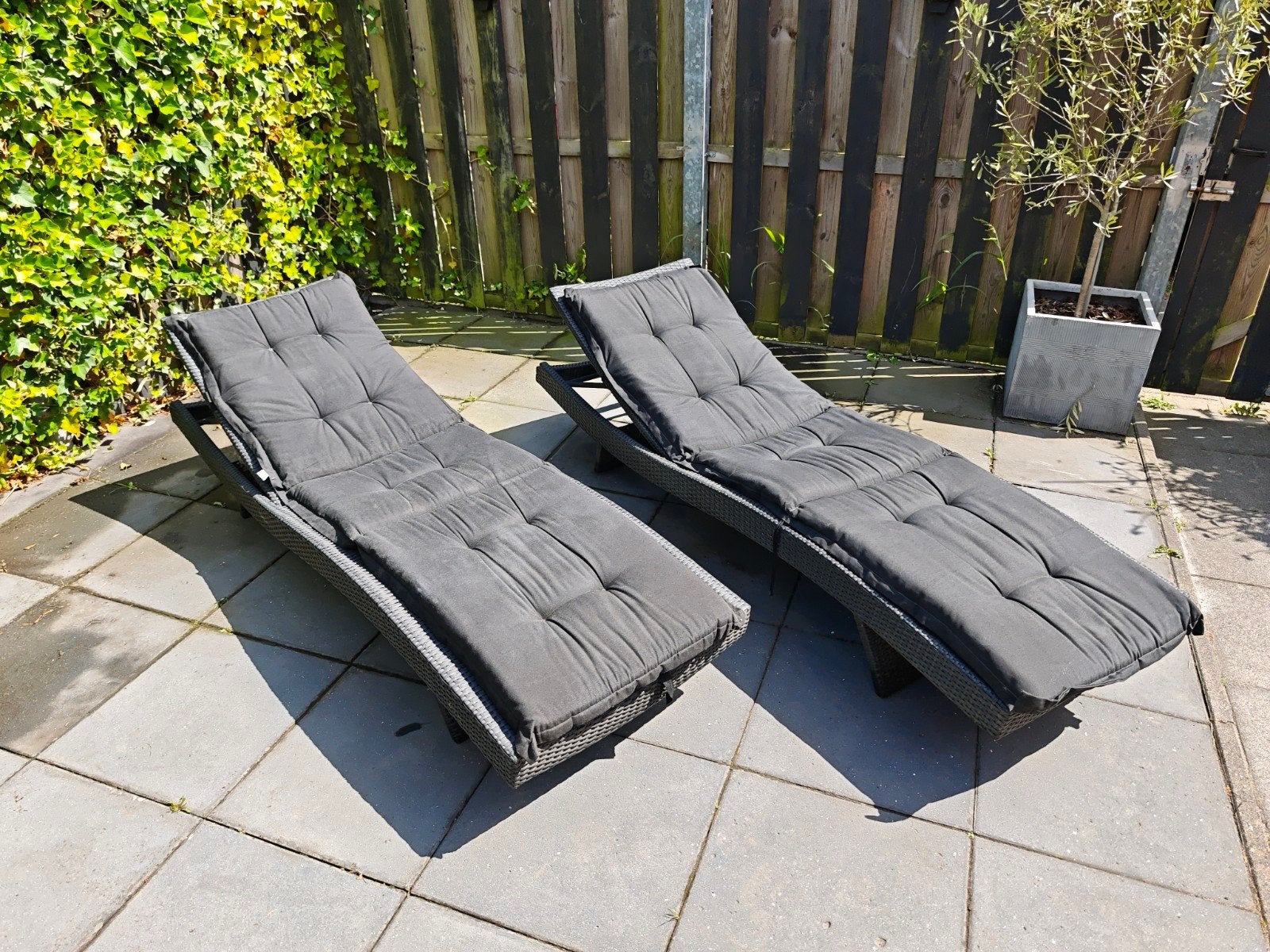 Rotan ligbedden inclusief premium kussens., Tuin en Terras, Ligbedden, Ophalen, Gebruikt, Rotan