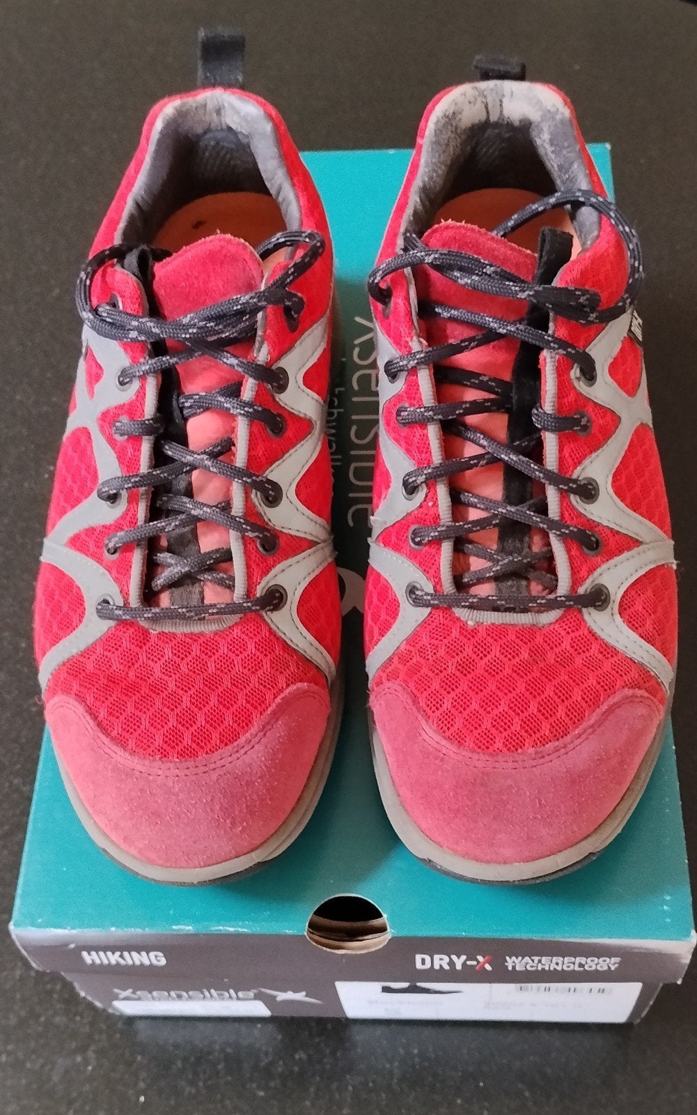 Xsensible Stockholm rode sneakers mt38, Xsensible, Ophalen of Verzenden, Sneakers of Gympen, Gedragen