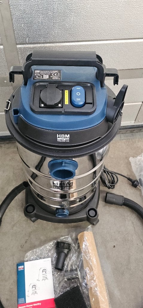 HBM bouwstofzuiger nat/droog 1600W 40L, Ophalen, Overige typen, Zo goed als nieuw, Reservoir