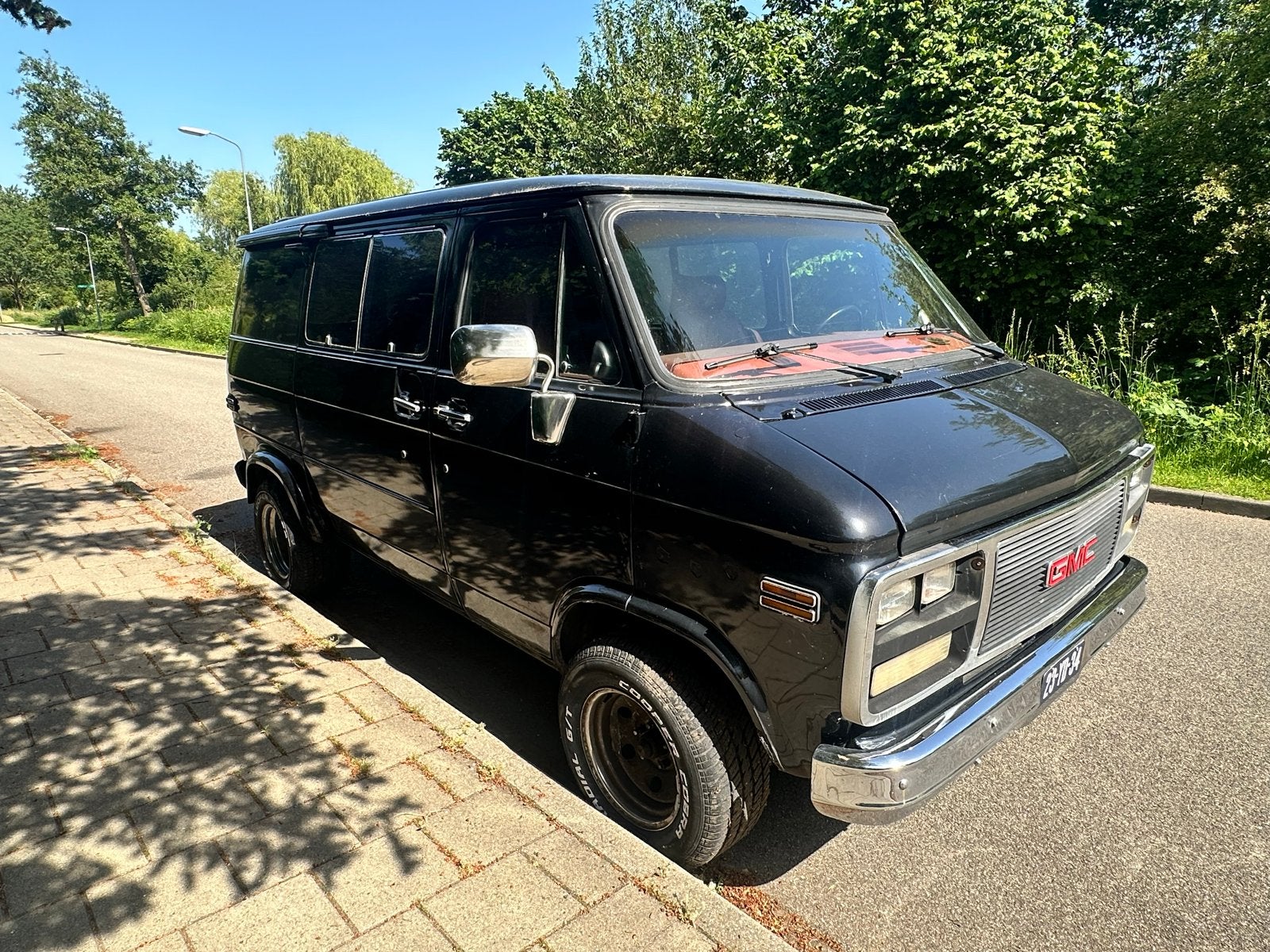 Chevrolet Chevy Van 1977 V8 LPG oldtimer USA 5pers G20, Auto's, Achterwielaandrijving, 7 stoelen, Zwart, Leder