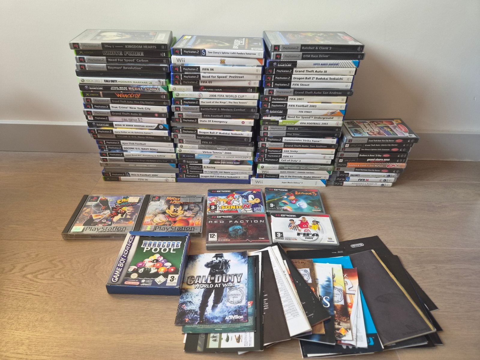 Collectie lege doosjes van diverse games & handleidingen, Ophalen of Verzenden, Gebruikt