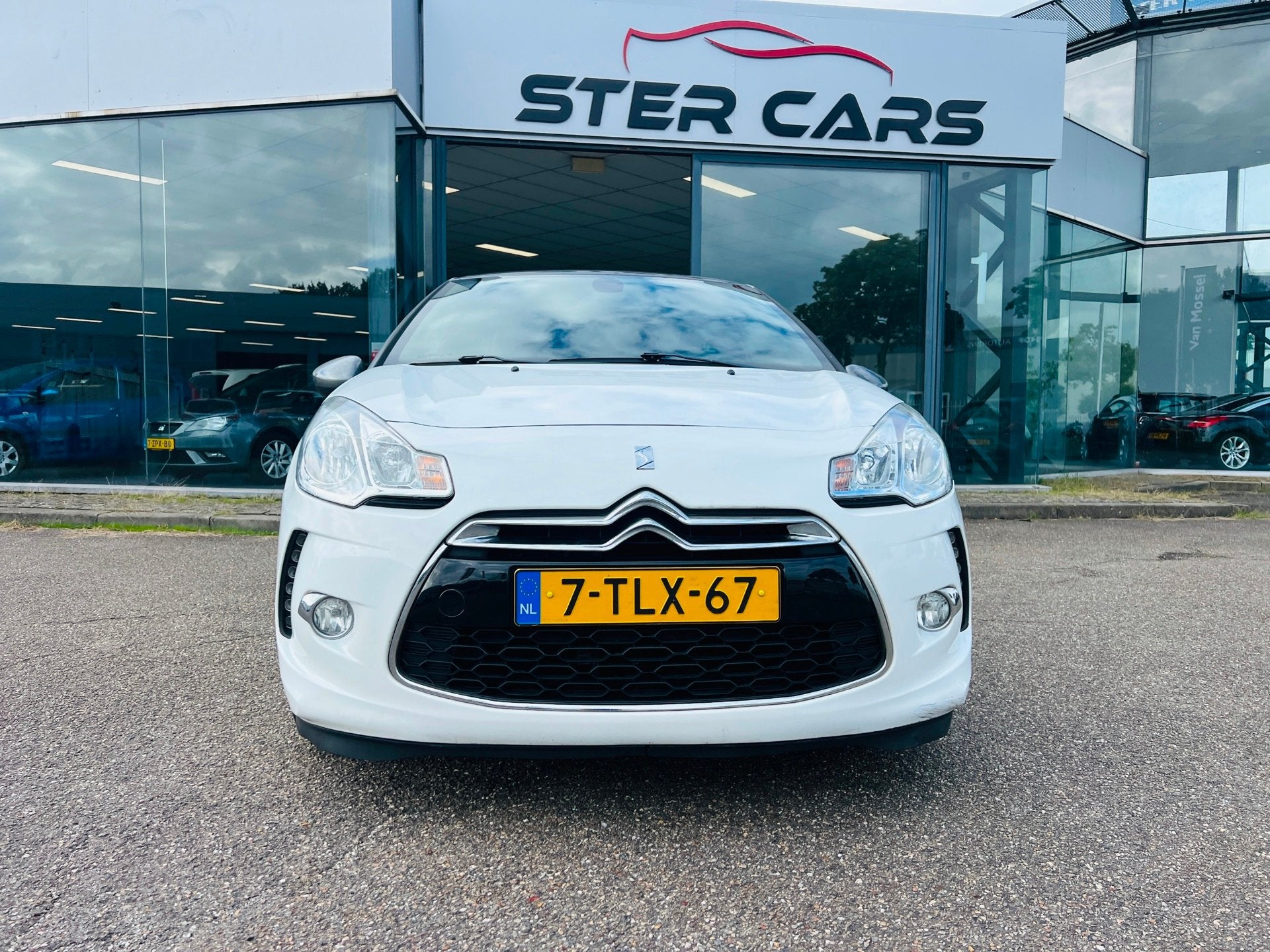 Citroen DS3 1.2 VTi Chic|NAP|APK|P Sensor|Airco|, Voorwielaandrijving, Euro 5, Gebruikt, 31 €/maand