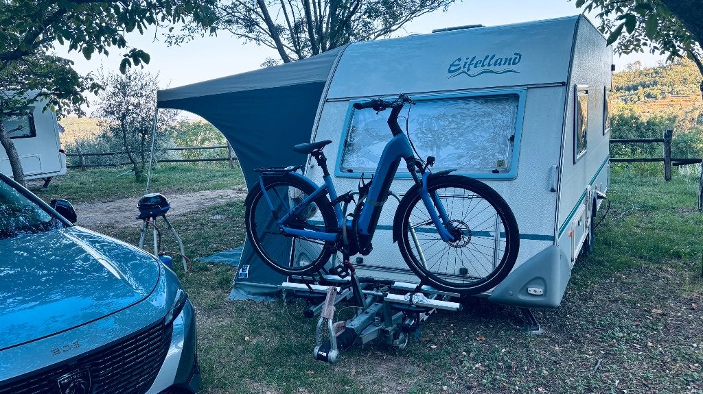 Caravan tekoop, Caravans en Kamperen, Rondzit, Dwarsbed, 750 - 1000 kg, 6 tot 7 meter