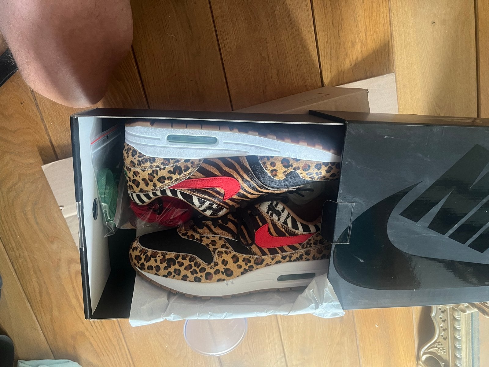 Nieuwe Nike Air Max 1 DLX Animal Pack - Maat 42.5, Kleding | Heren, Schoenen, Overige kleuren, Nieuw, Ophalen of Verzenden, Sneakers of Gympen