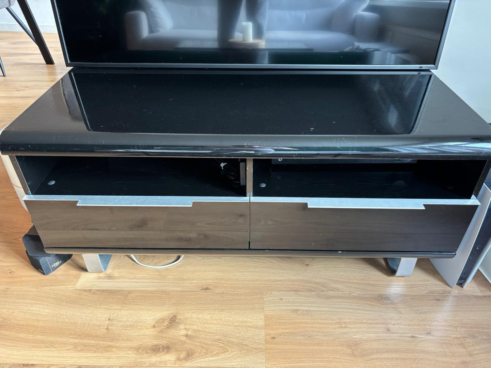 TV kast, Ophalen, Gebruikt, 100 tot 150 cm, Minder dan 100 cm
