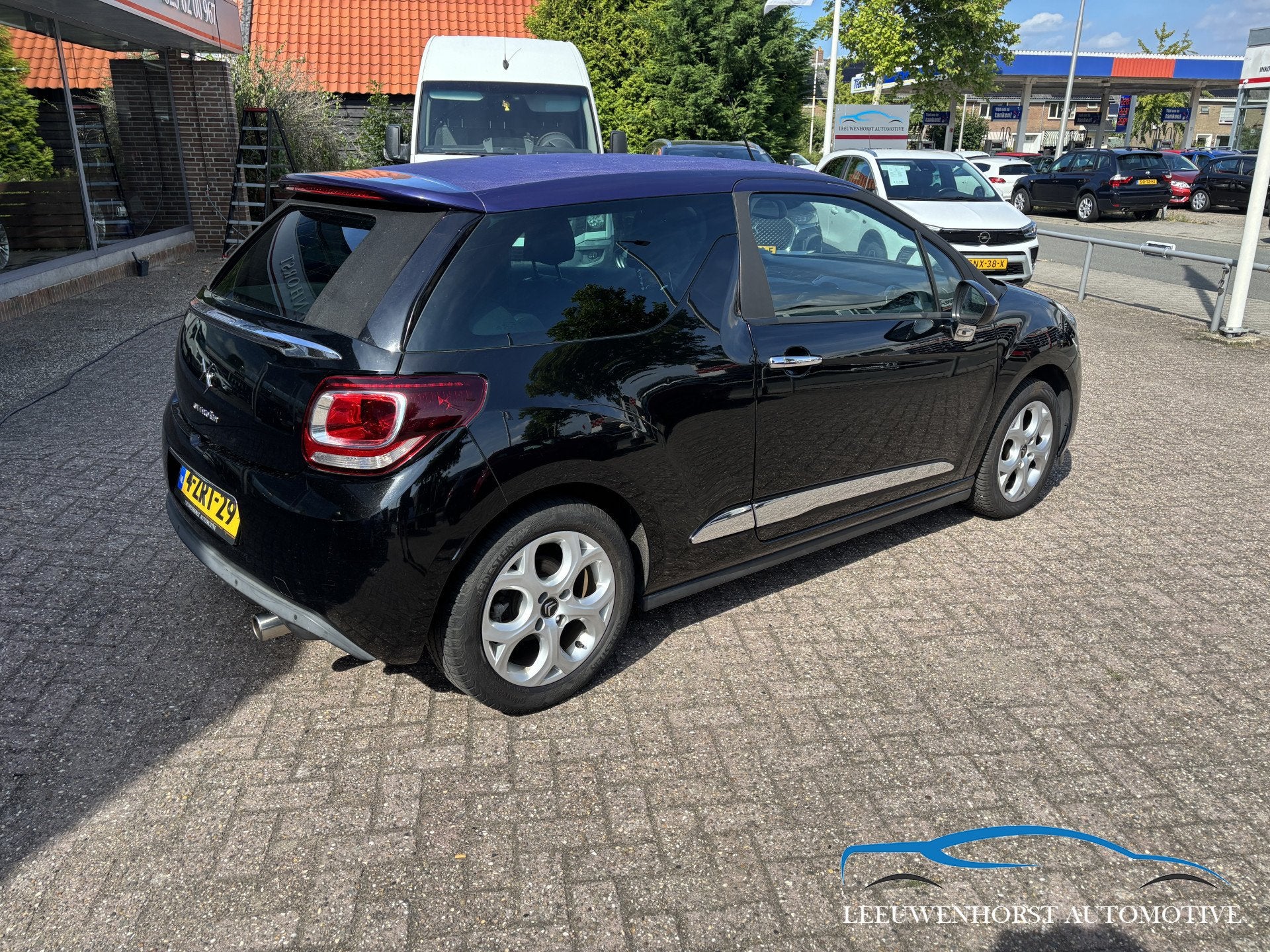 Citroën DS3 Cabrio 1.6 VTi So Chic (bj 2013), Auto's, Voorwielaandrijving, Euro 5, 1063 kg, Gebruikt