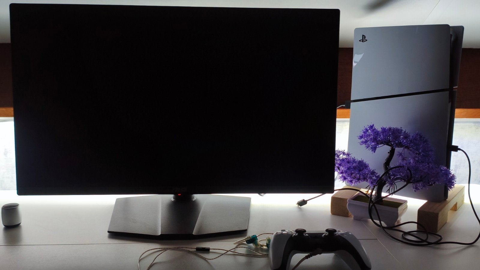 PlayStation 5 slim met een controle en een scheerm Oled 27, Spelcomputers en Games, Ophalen of Verzenden, Zo goed als nieuw