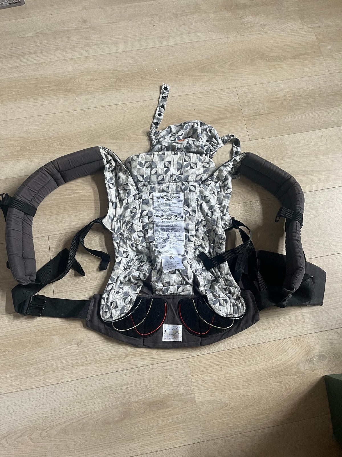 Ergobaby Adapt Graphic Grey draagzak, Kinderen en Baby's, Babydragers en Draagdoeken, Overige merken, Gebruikt, Ophalen of Verzenden