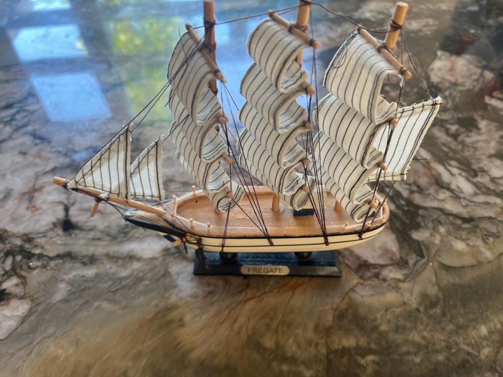 Decoratief Fregat Scheepsmodel - Houten Zeilschip, Ophalen of Verzenden, Gebruikt