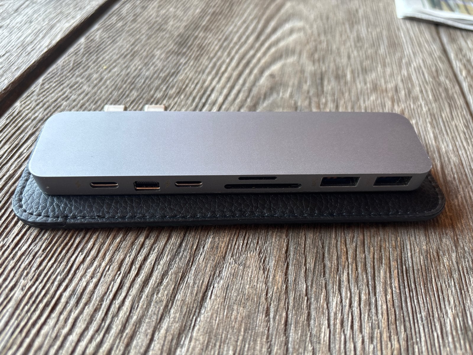 HYPERDRIVE PRO Hub voor MacBook Pro/Air met 8 poorten, Ophalen of Verzenden, Zo goed als nieuw