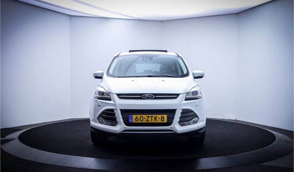 Ford Kuga 1.6 150PK TITANIUM PANO | CAM | LEDER | STOELVERW, Euro 5, 15 km/l, Gebruikt, Zwart